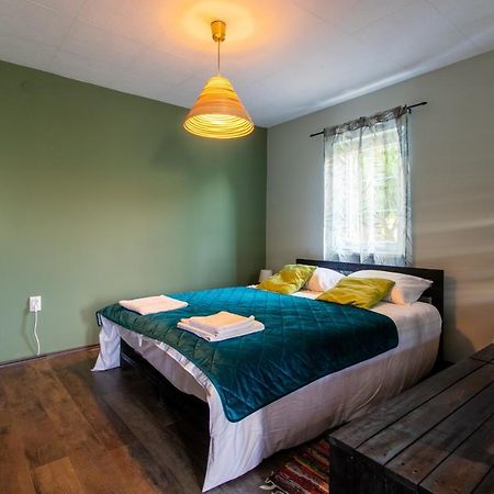 Appartement Seosko Domacinstvo Pustolov à Stari Banovci Extérieur photo